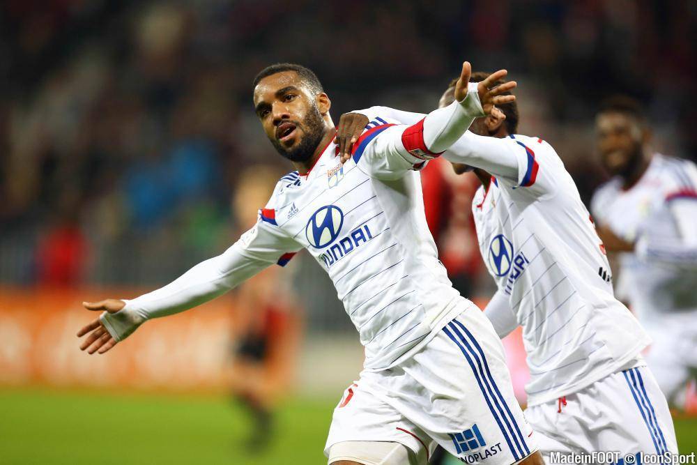 Lacazette a rejoint Gignac en tête du classement des meilleurs réalisateurs de la Ligue 1