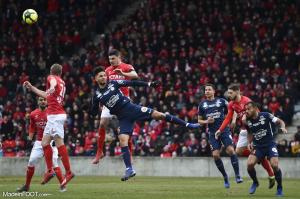 Anthony Briançon, le défenseur central et capitaine du Nîmes Olympique.