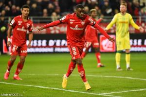 Mavididi est titulaire !