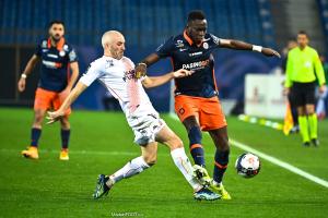 Junior Sambia, le défenseur latéral droit ou milieu de terrain du Montpellier HSC.