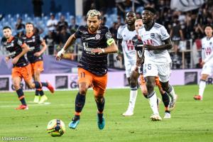 Téji Savanier avec le maillot du MHSC