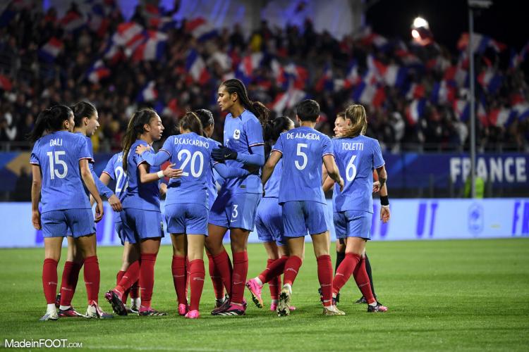 CDM 2023 (F) - Maëlle Lakrar titulaire, les Bleues ratent leur entrée face à la Jamaïque !